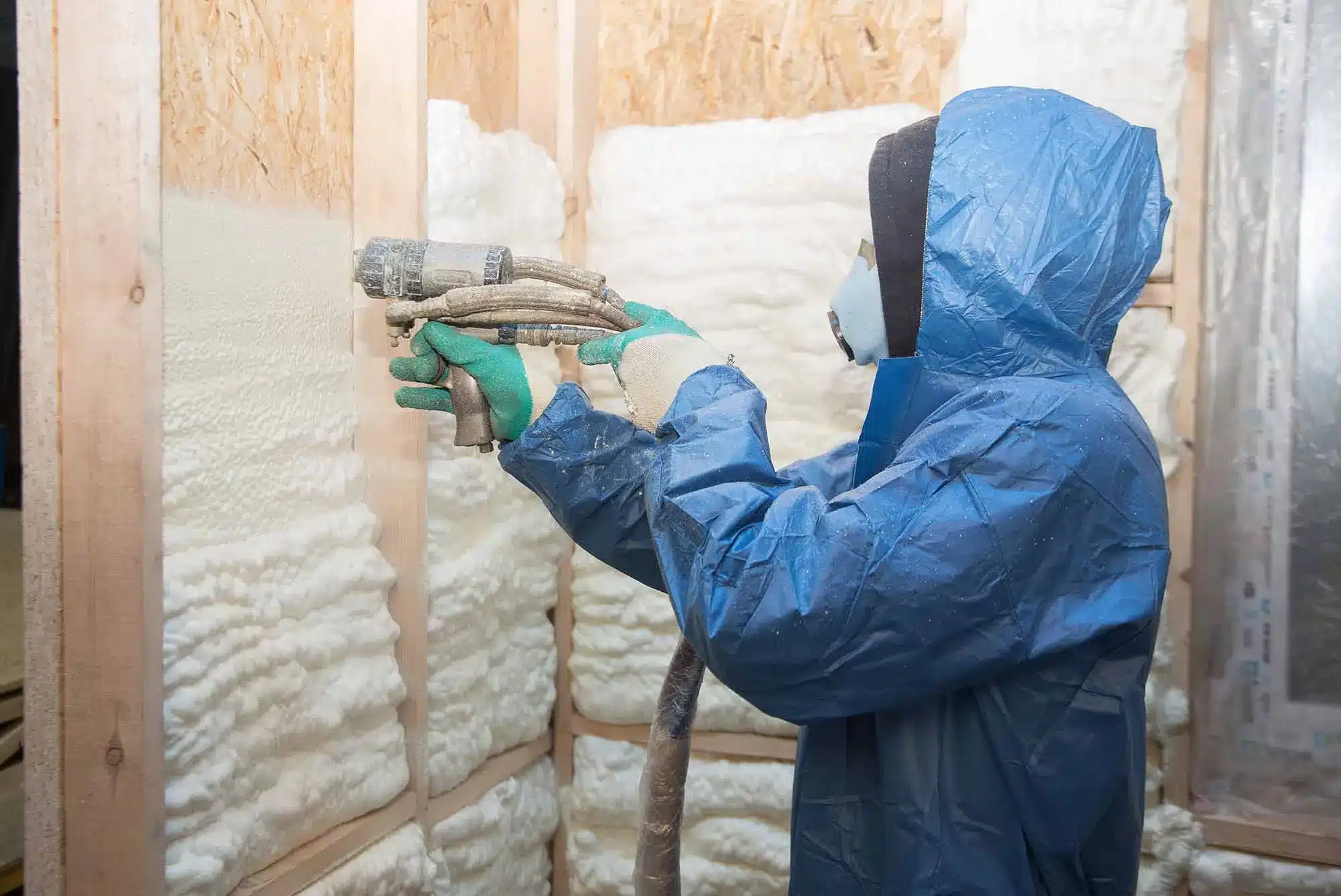 How Does Spray Foam Insulation Save Energy in Medford Homes?