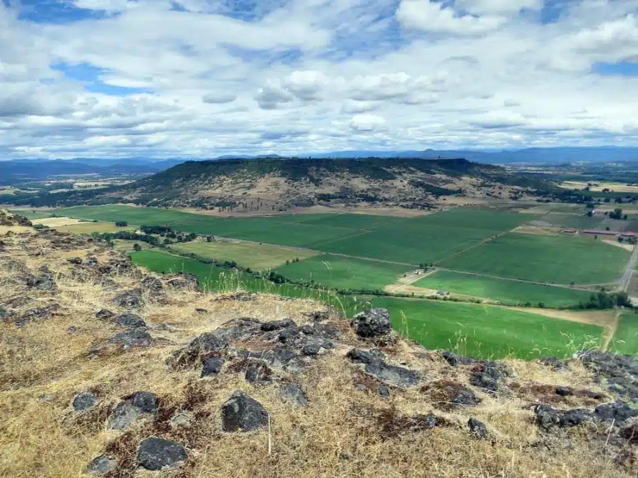 Upper and Lower Table Rocks Upper and Lower Table Rocks