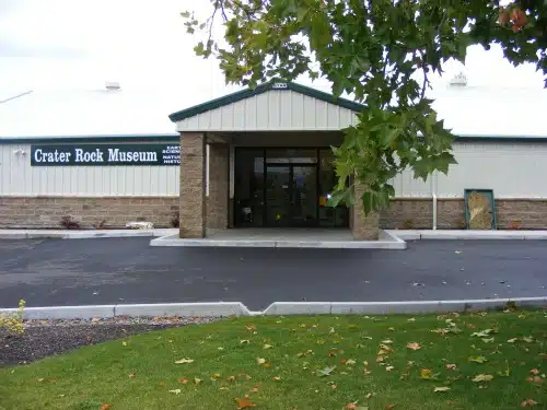 Crater Rock Museum