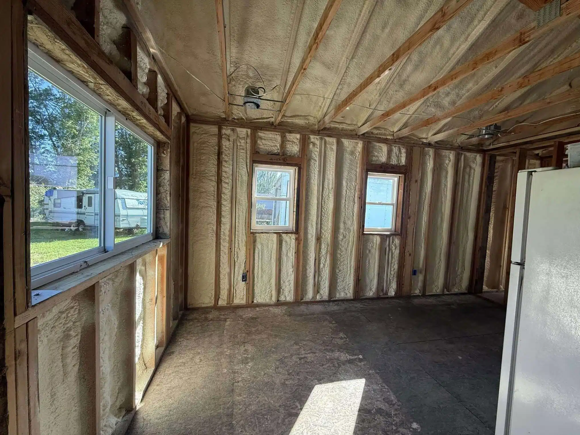 Spray foam insulation contractor