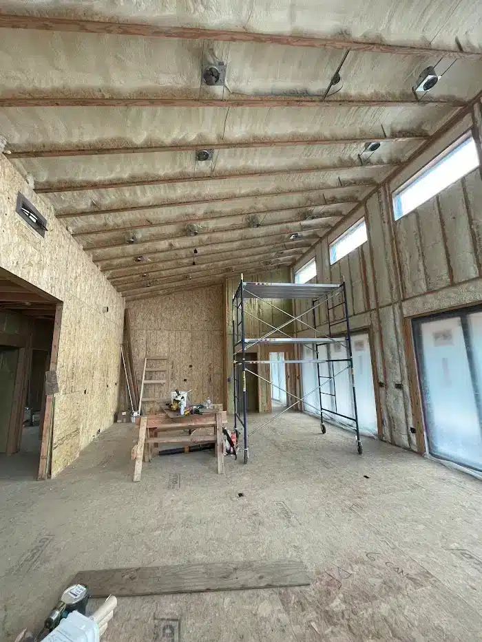 How Professional Spray Foam Services Help Seal Air Leaks in Ashland, OR